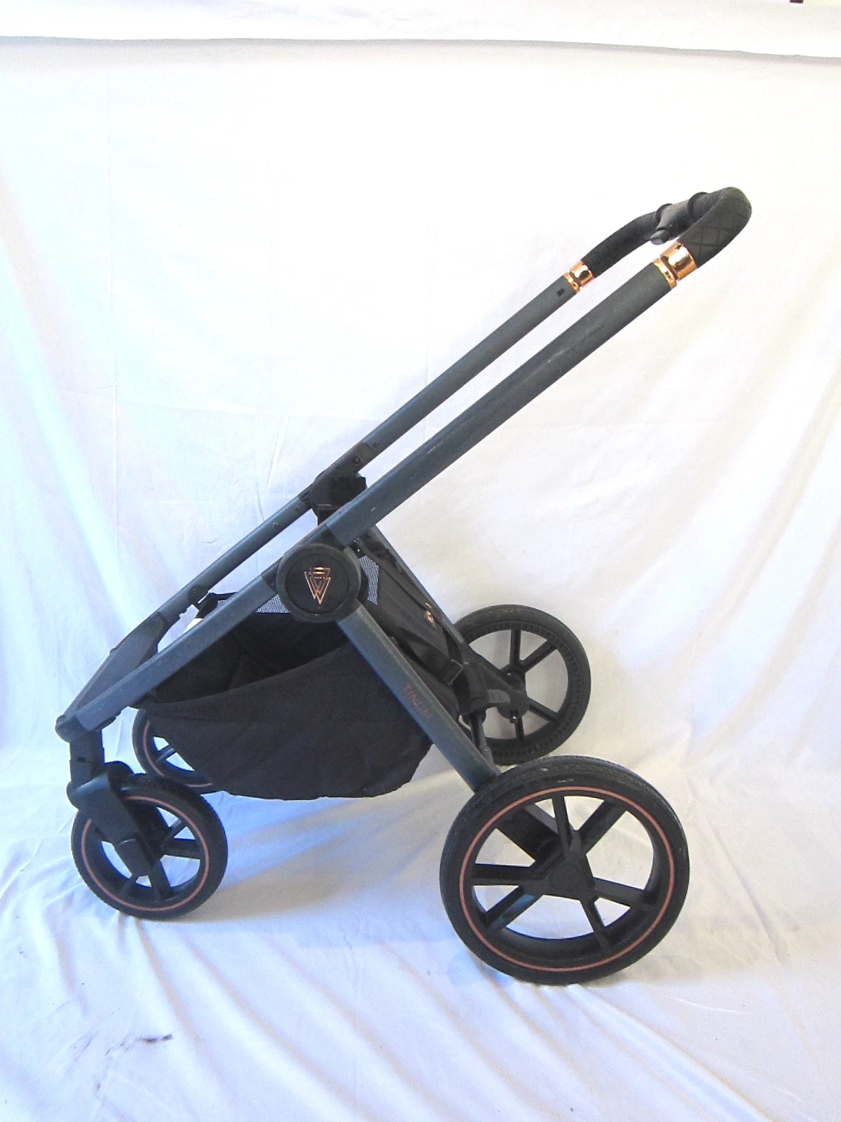 Venicci Tinum 2.0 3in1 Chassis Frame With Wheels and Basket Blue