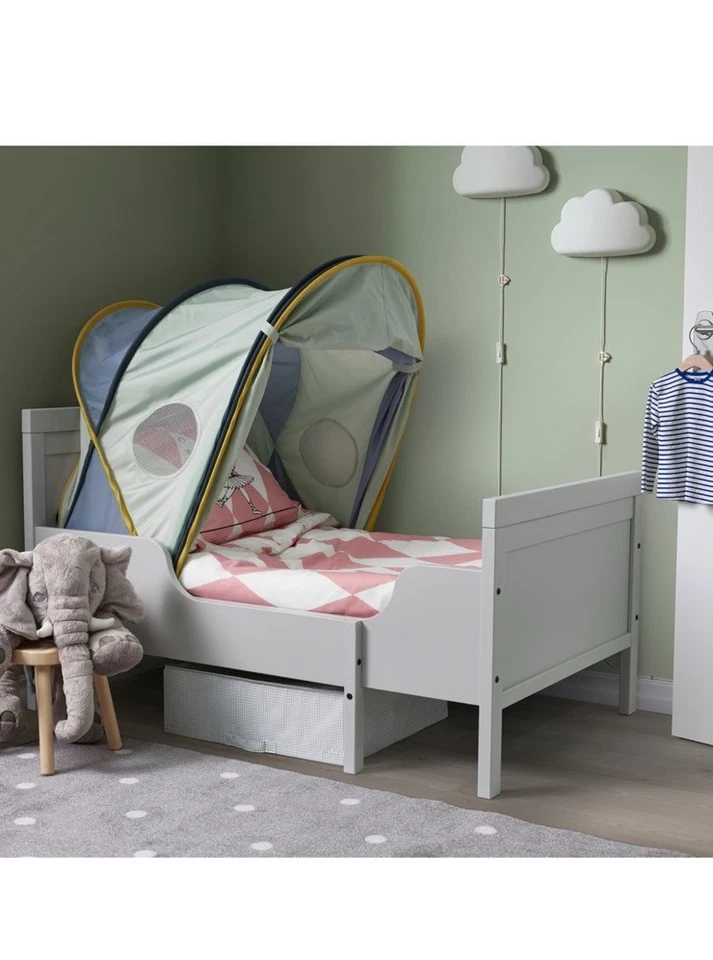 Toldo cama IKEA ELDFLUGA, azul/verde (305.421.19) excelente usado Foto 2 de 4