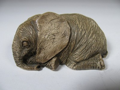 Sandicast ''Lil Snoozer ''W02 Sleeping Baby Elephant Hand Cast Hand Painted 1989