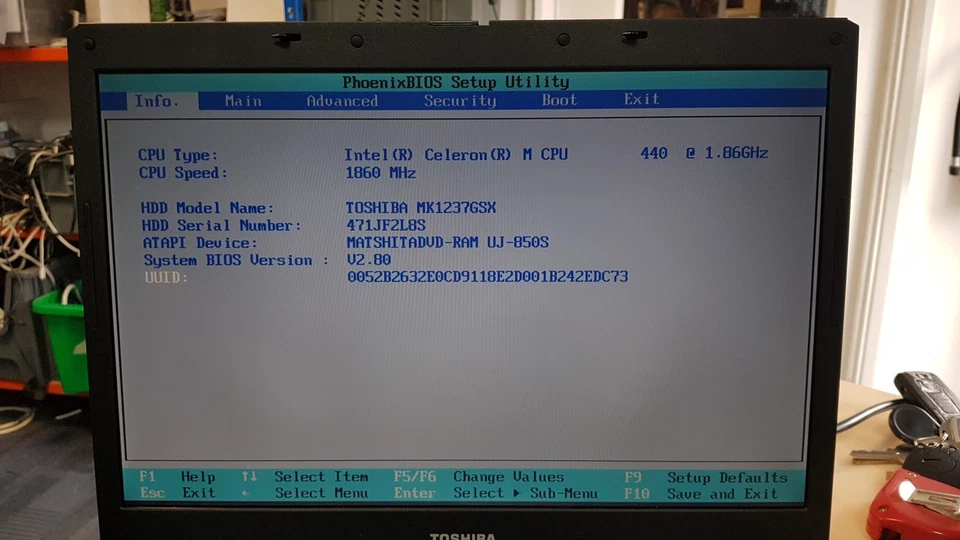 Toshiba satellite l30-11g 15.4" Laptop Intel Celeron M 440 1GB 120GB, NO OS - Image 4 of 4