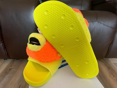 Adidas x Jeremy Scott Adilette Teddy Slides Amarillo Q46582 Para hombres Talla 9 NUEVO - Imagen 6 de 7
