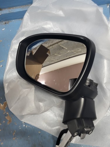 GENUINE NISSAN QASHQAI 20 on LEFT DOOR MIRROR - WONT FOLD 96302 6UA4C - Picture 4 of 5