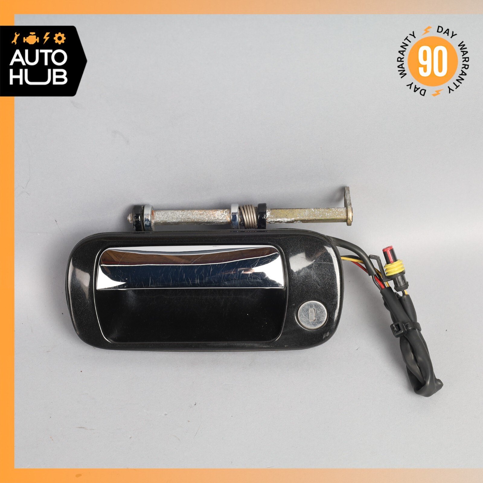02-07 Maserati Spyder 4200 M138 Left Driver Side Exterior Door Handle OEM 49k