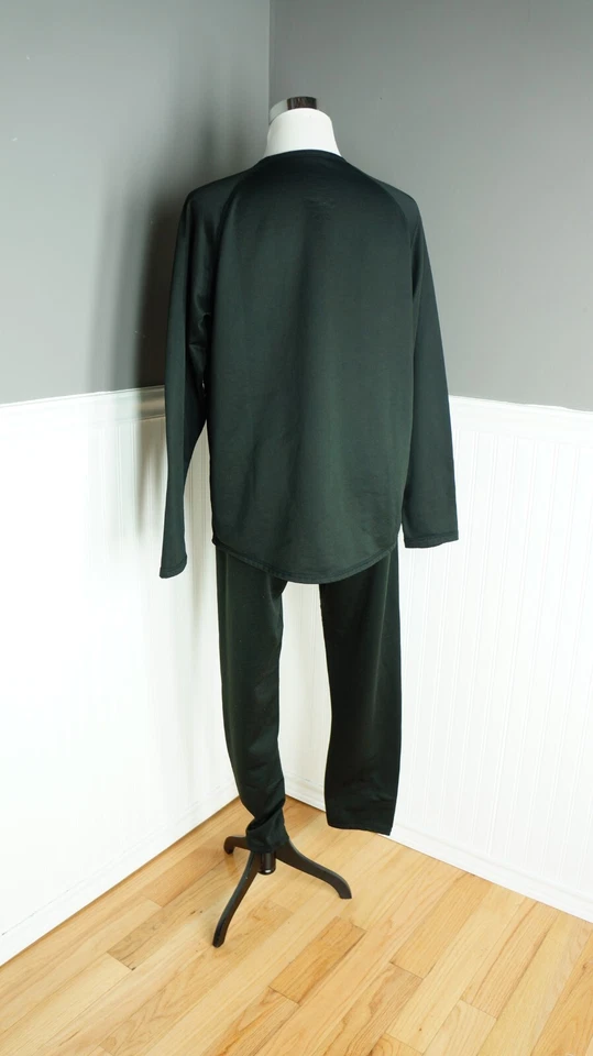 Realtree Base Layer Fleece Polyester Black L 42/44 Shirt & L 36/38 Pants - Image 3 of 4