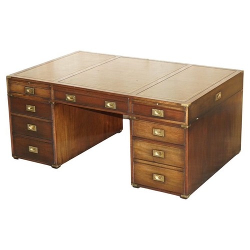 HARRODS KENNEDY DOUBLE SIDED TWO PERSON MILITARY CAMPAIGN TWIN PEDESTAL DESK - Afbeelding 1 van 22