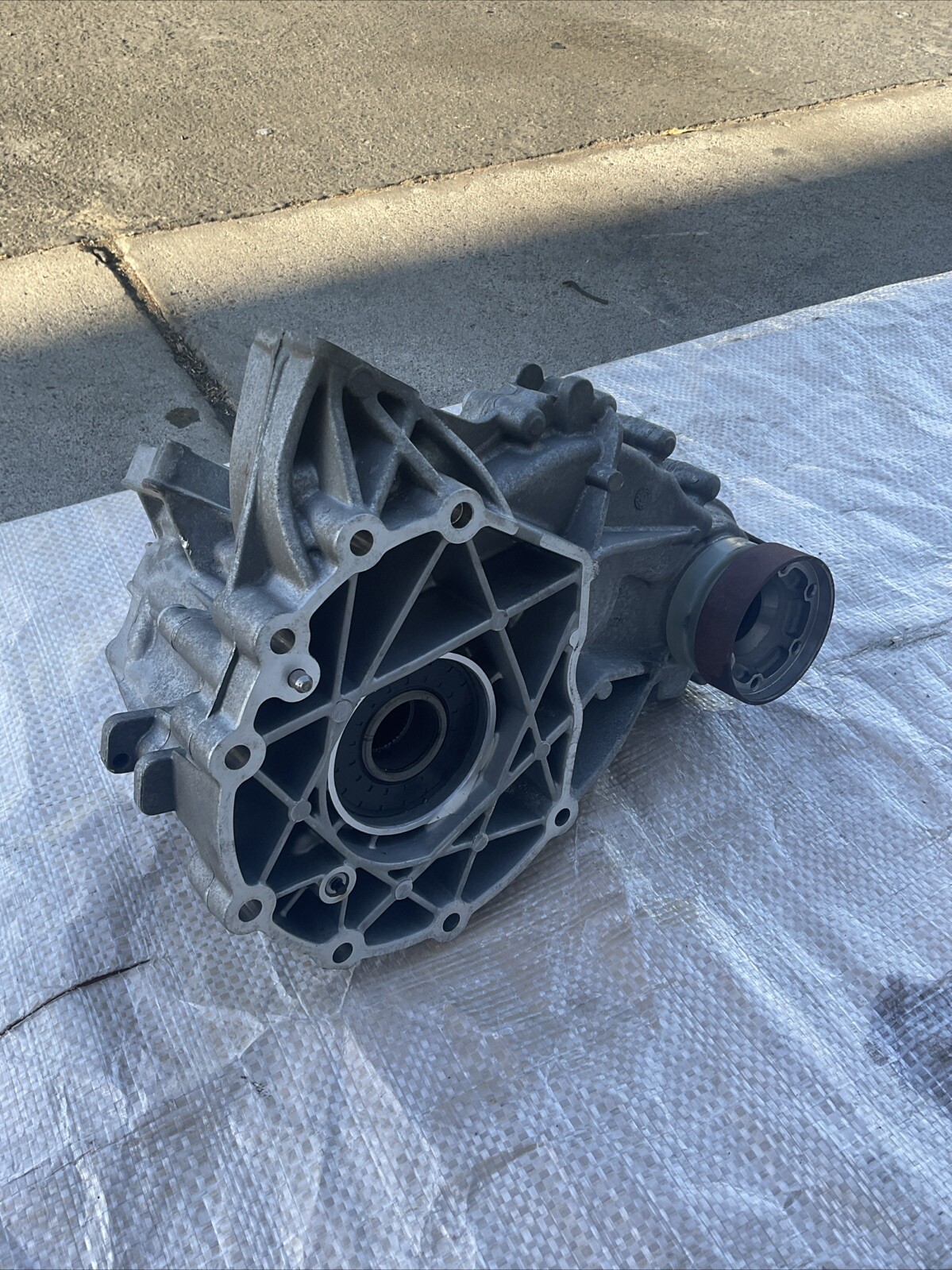 14-17 Maserati Quattroporte Transfercase 3.0L AWD 19K Miles 06700081380