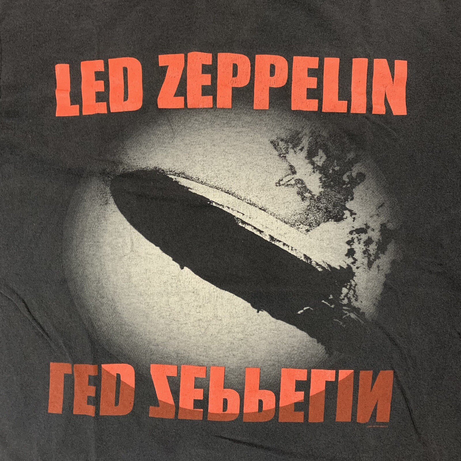 Vintage 2001 Led Zeppelin Blimp Band T Shirt Black XL… Gem