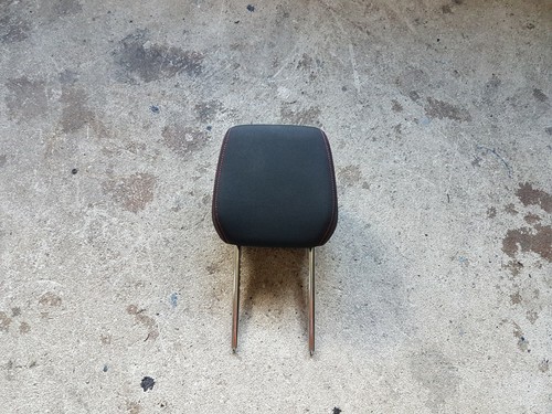 BMW 1er F20 F21 Kopfstütze vorne Stoff Track anthrazit Akzent rot 7293609