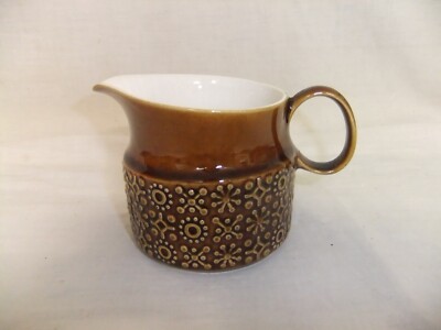 Celtic Connemara - Vintage Irish Fine Earthenware Embossed Tableware - 8L4A #