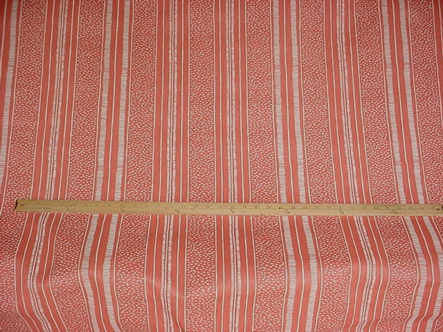 Tela de tapicería de cáñamo impresa a mano Peter Fasano PIN5 2-7/8 AÑOS Pindi Stripe Papaya Foto 2 de 4