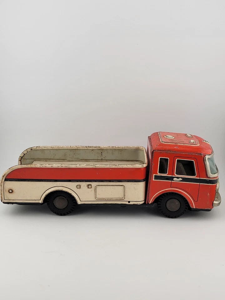 Camión de barril de fricción de estaño vintage Yonezawa de 10,5 pulgadas de largo - sin probar. Foto 2 de 4