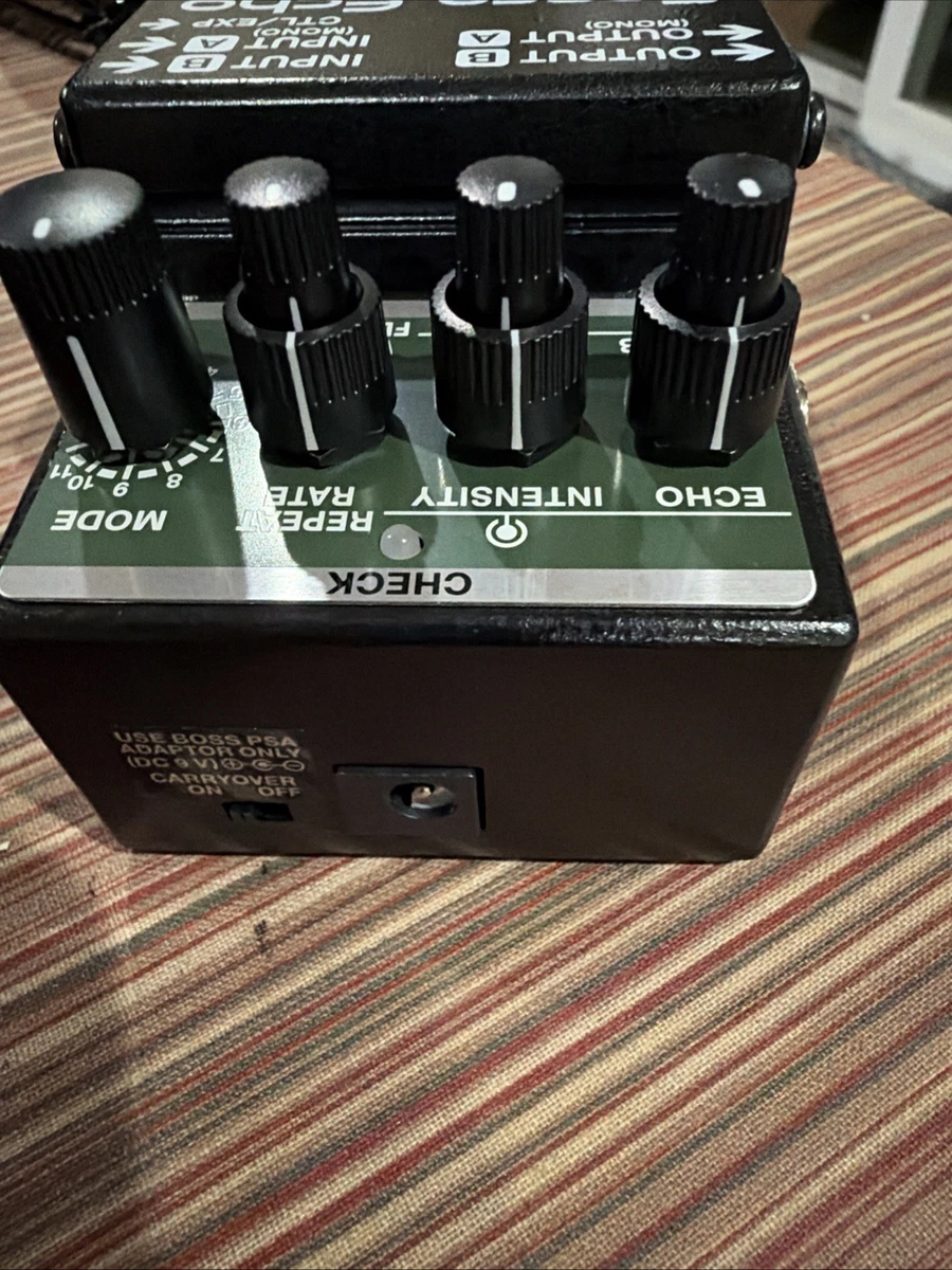 Boss RE-2 Space Echo Pedal - Black