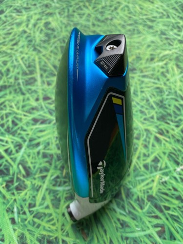TaylorMade SIM2 MAX Driver ( head only ) RH 10.5 Only Right Hand Black Titanium - Picture 8 of 9