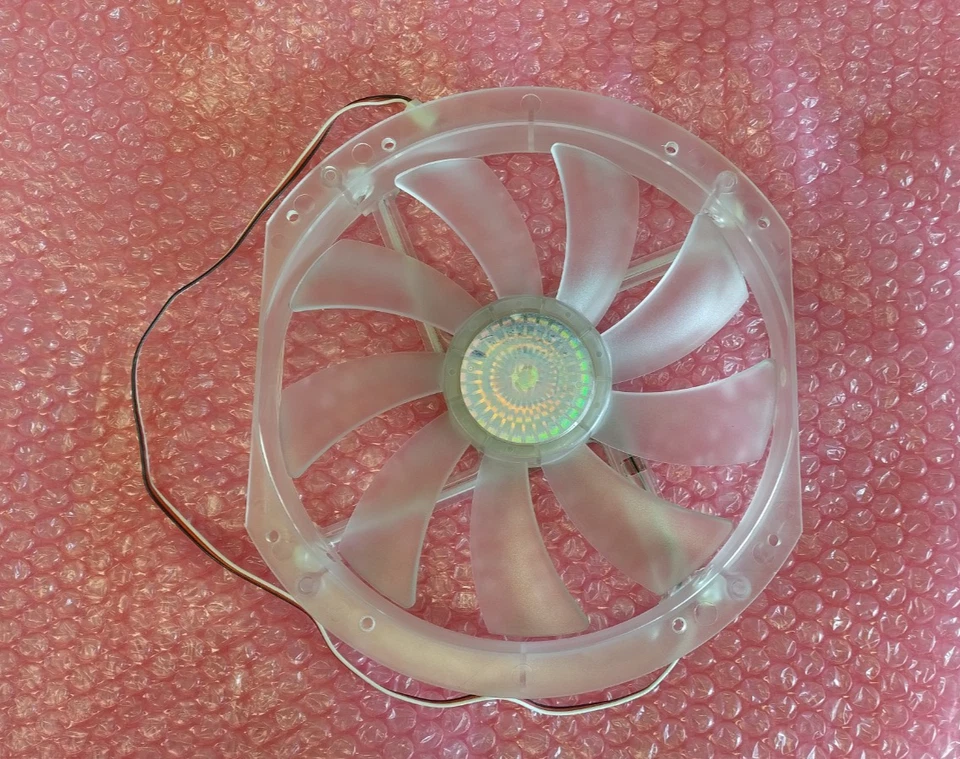 Cooler Master 8 inch 200MM 3PIN RED  PC Fan A23030-10CB-3DL-L1 - DC 12V 0.04A - Image 2 of 2