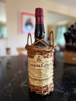 Vintage Williams & Humbert Canasta Cream Sherry Bottle   Basketed   c. 1950s 60s