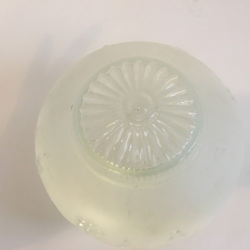 Glass Lamp Shade Floral Clear Frosted Ceiling Light 6" x 4" White Deco Vintage - Picture 21 of 24