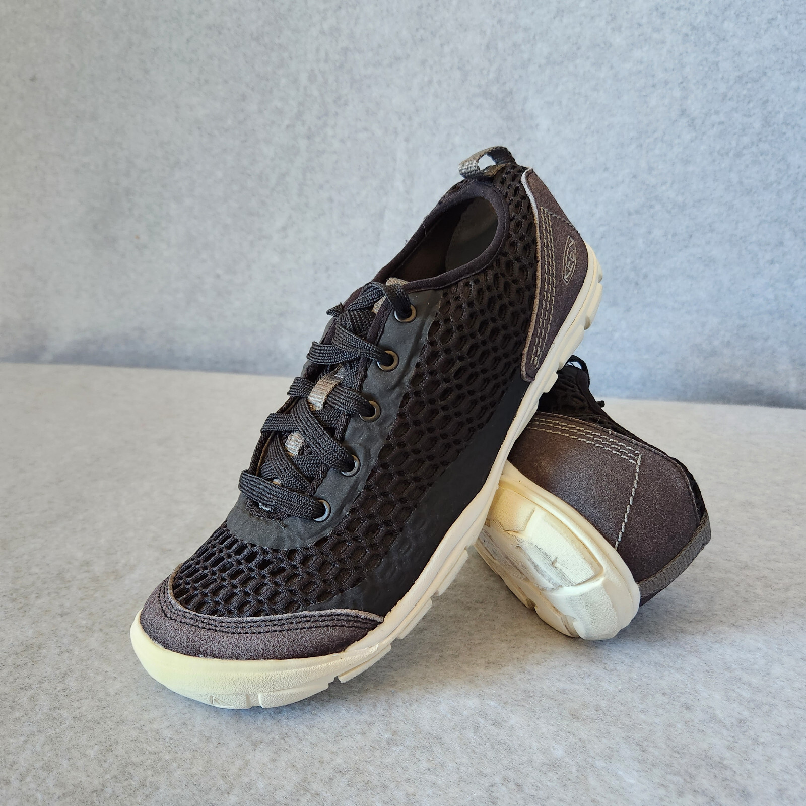 Scarpe da trekking Keen CNX Merer Lace II flessibili traspiranti a rete nere donna US8