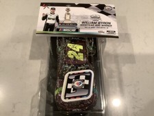WILLIAM BYRON AUTOGRAPHED 2023 AXALTA DARLINGTON THROWBACK WIN DIECAST  CARD