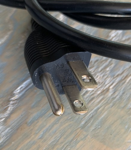 3-Prong 5 foot AC Power Cord I-SHENG E55943 151686 10A 125V 1250W-sidemount plug - Picture 4 of 4