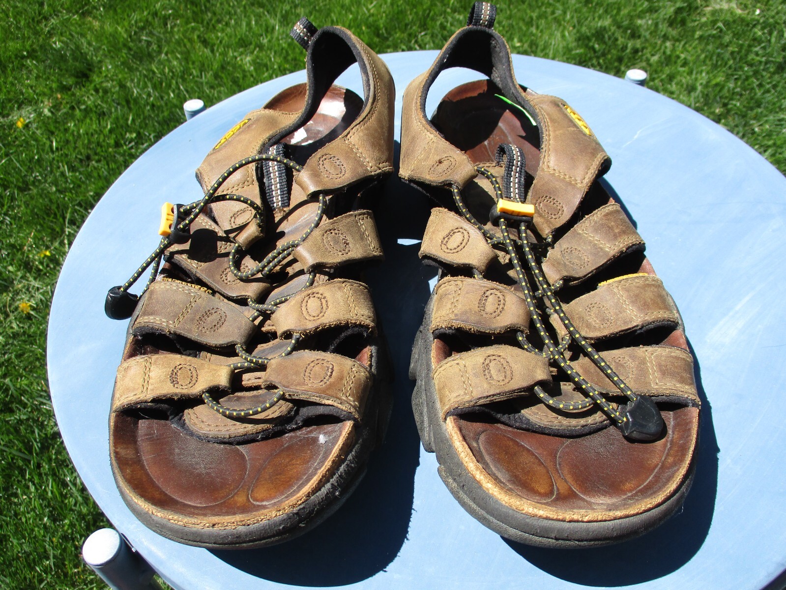 Sandali KEEN Newport da uomo 12 marroni impermeabili in pelle slip on escursioni all'aperto