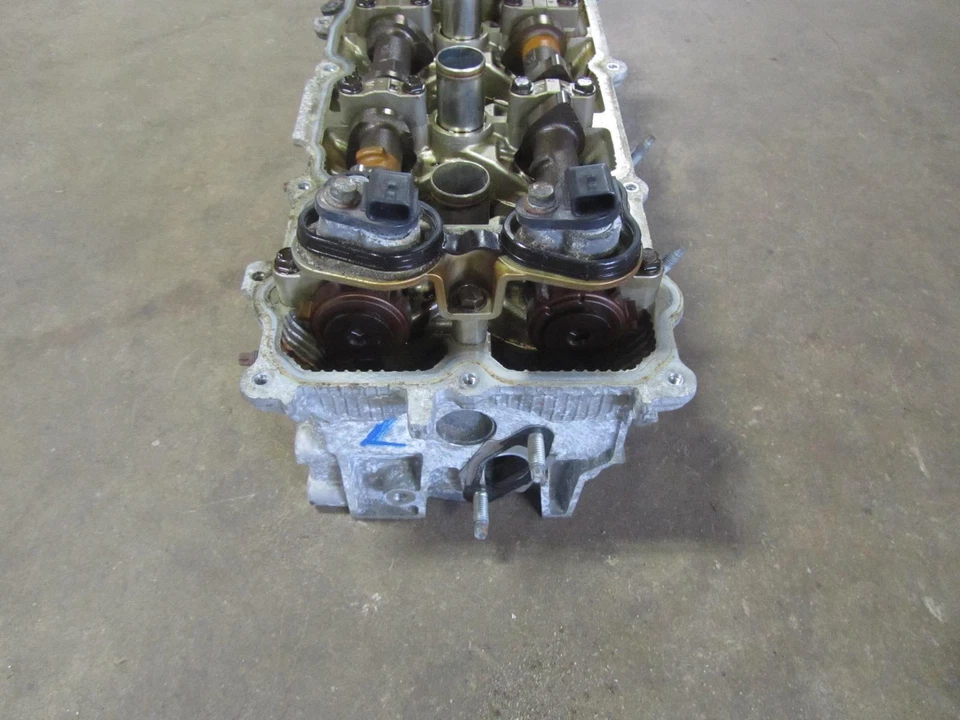 11-12 INFINITI G25 2.5L AT VQ25HR 7-Speed Left Driver Engine Motor Cylinder Head Foto 2 de 4