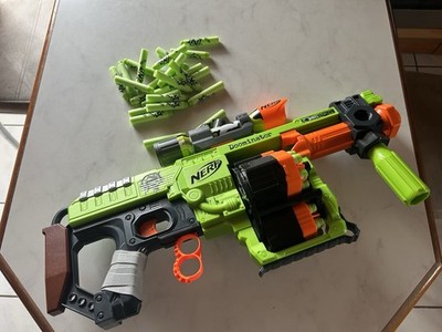 Nerf Zombie Strike Dominator mit Originalkarton- voll funktionsfähig