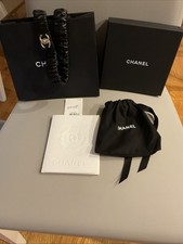 MIB 100 AUTHENTIC Chanel 23S Black Lambskin Elastic Belt with Gold CC , 85 cm