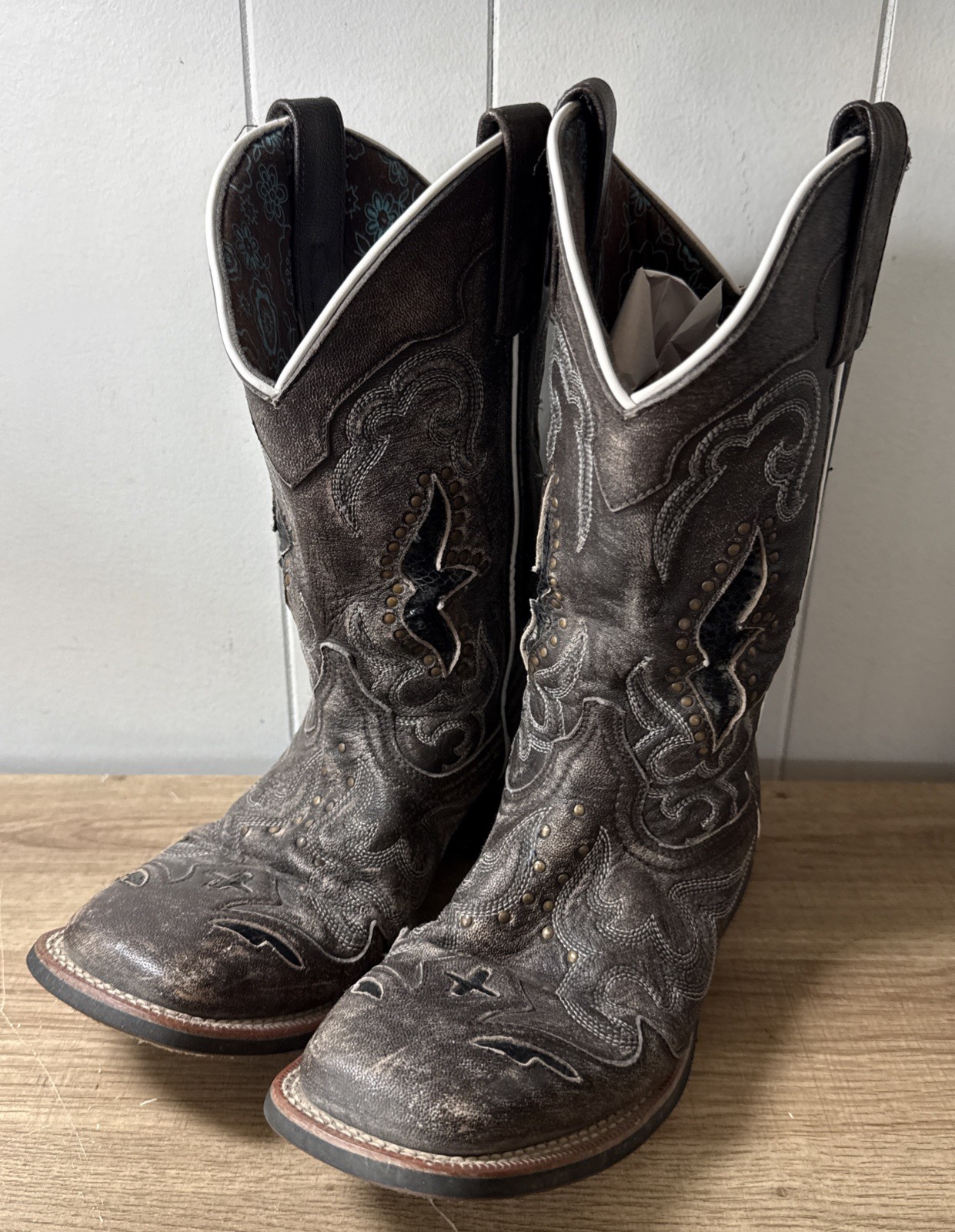 Laredo 5660 Women's Distressed Leather Western Cowboy Boots Size 8.5M A2