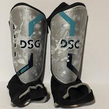 Dick's Sporting Goods Youth Size Large Soccer Shin Guards