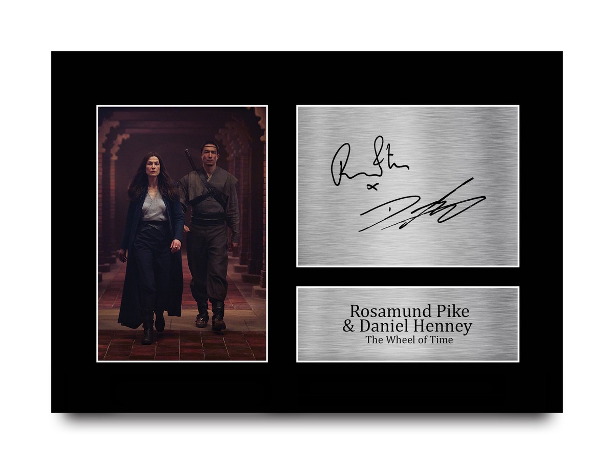 Rosamund Pike & Daniel Henney The Wheel of Time Signed Autograph