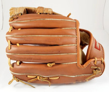 Vintage Regent Bob Bailor Signature Leather Baseball Glove