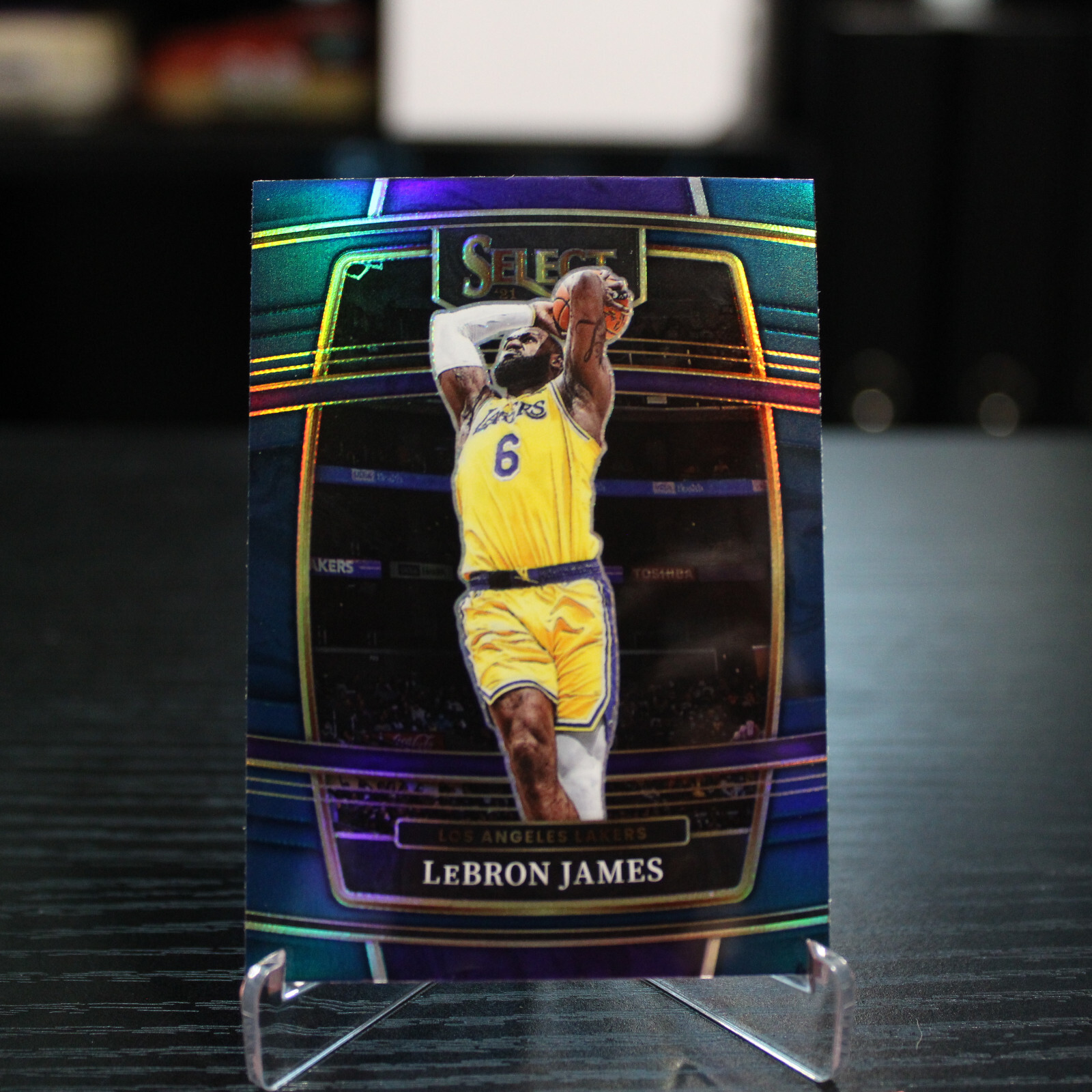 2021-22 Panini Select LEBRON JAMES Concourse Blue Prizm 