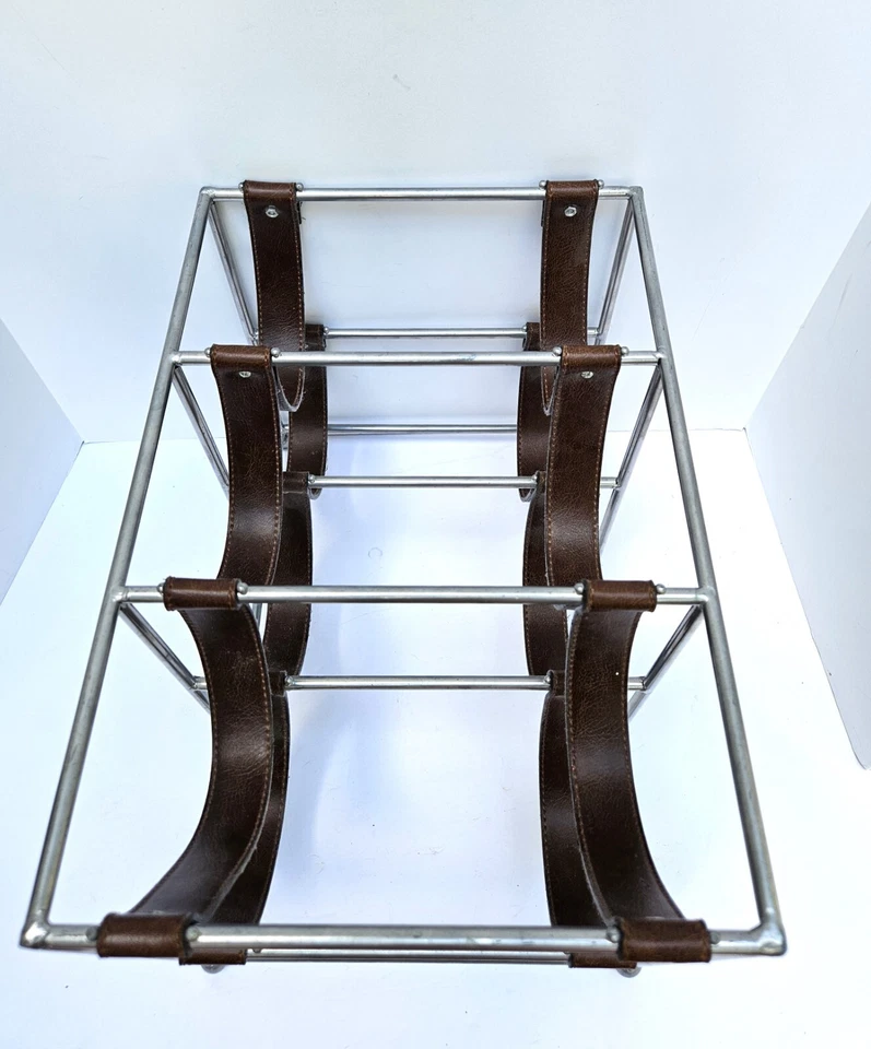 Mesa de seis botellas o encimera para vino de metal plateado y cuero marrón Foto 4 de 4