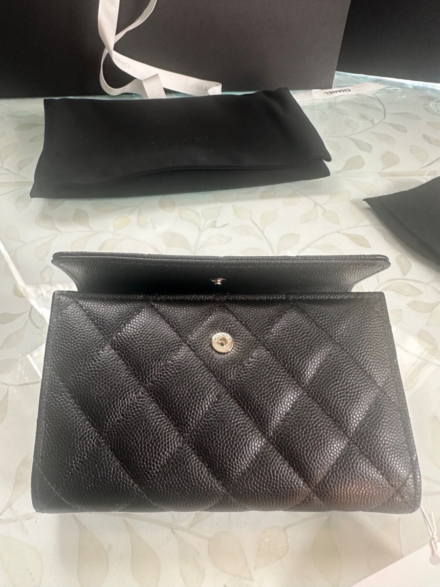 New CHANEL 23A Classic Flap Medium Wallet Black Caviar Crystals