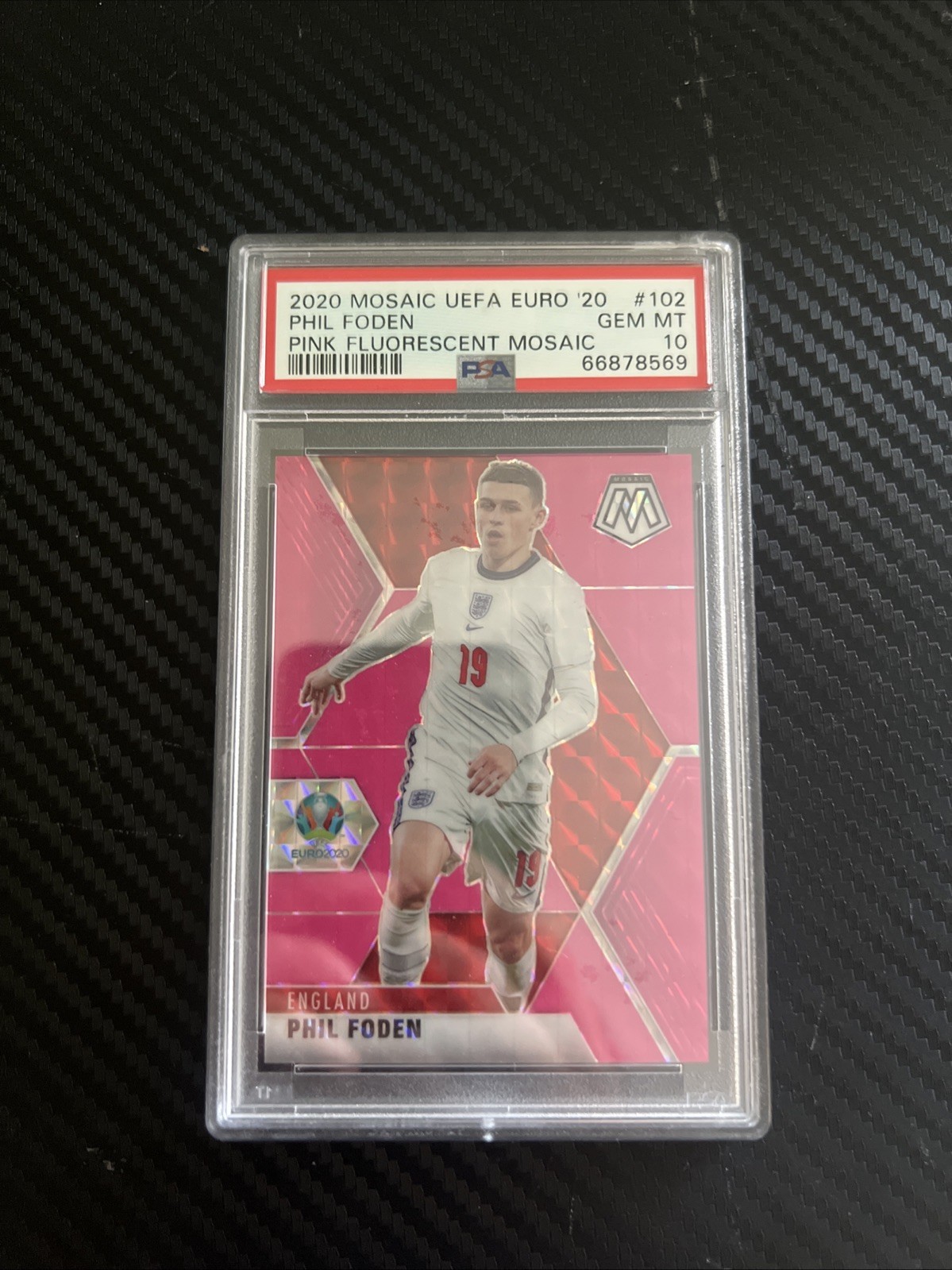 2021 Panini Mosaic UEFA Euro 2020 - Phil Foden #102 Pink Fluorescent Mosaic /10