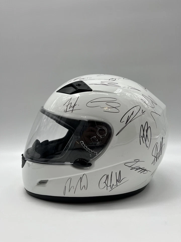 Formel 1 Helm unterschrieben von 24 Fahrern Unterschrift Michael Schumacher - Bild 3 von 4