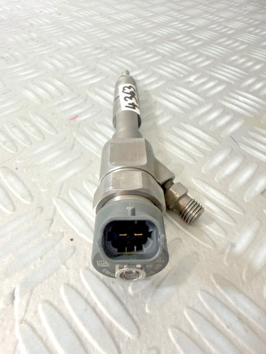 INJECTEUR BOSCH 8200100272 0445110110 RENAULT NISSAN OPEL 1.9 DCI F9Q - Photo 4/5