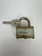 Master Lock Co. No. 373 PADLOCK WITH KEY