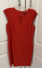 Tahari Arthur S. Levine Sheath Dress Lined Sz 10 Red Cap Sleeve Front Gold Bar