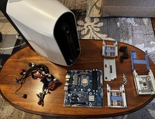 Alienware R11 Motherboard / Intel I9 10900kf / Liquid Cooled Tower (For Parts)