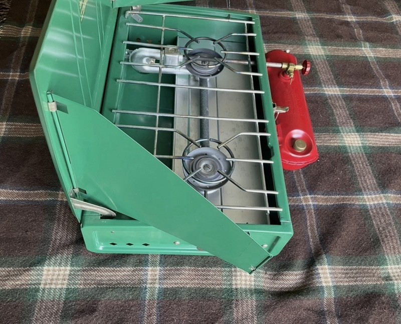 Coleman 413G Dual Burner Dual Fuel Camping Stove - Excellent