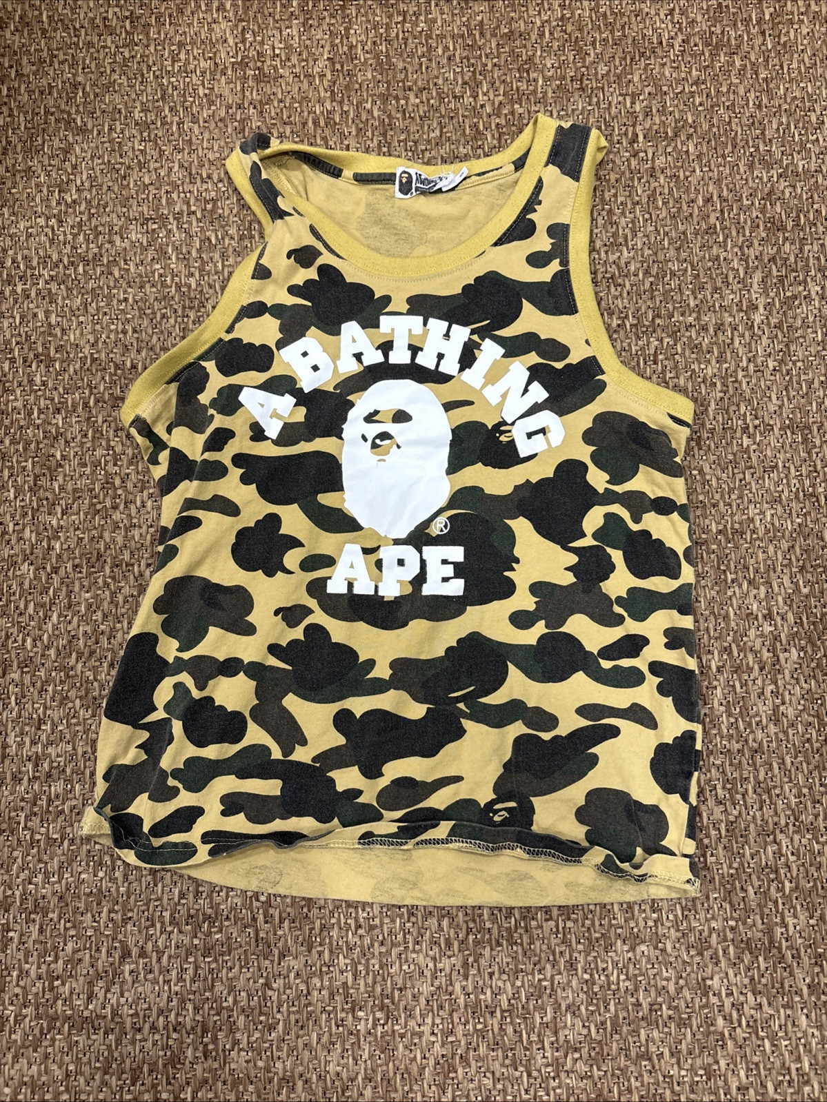 A BATHING APE (BAPE) canotta mimetica scimmia da bagno piccola