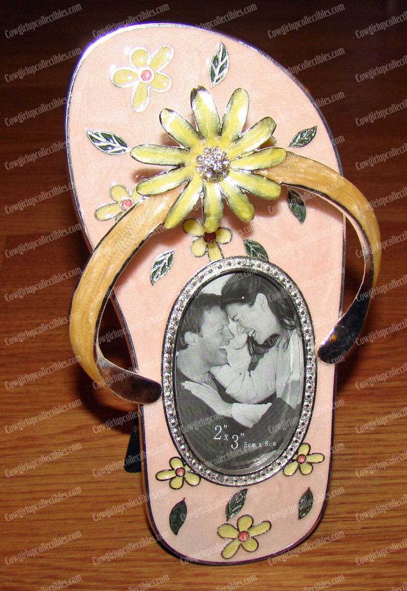 ⭐︎Photo3⭐︎ Blush Pink Enameled, Daisy FLIP FLOP FRAME (3652) 2x3 Photo | eBay