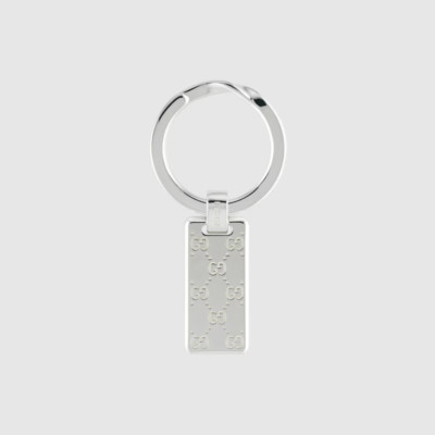 Gucci Signature GG engraved keyring in 941 sterling silver YBF81900800100U