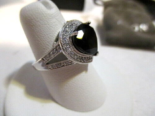 AVON Sterlingsilber Original Onyx Ring 3-kt Stein verziert mit CZ Größe 6