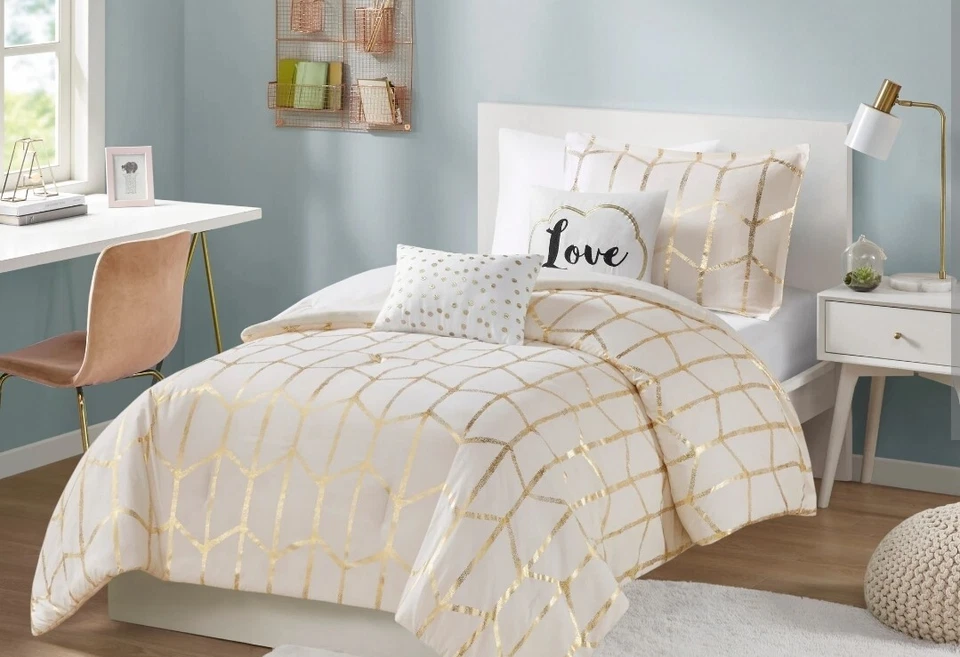 Intelligent Design Raina Khloe Metallic Printed Comforter Set Queen/Full 5 Pc - Image 3 of 4