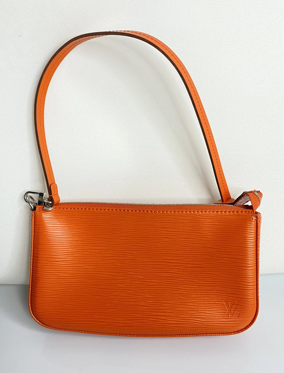 Louis Vuitton Vintage - Epi Pochette Accessoires Bag - Orange