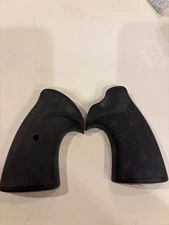 Pachmayr Presentation Grips for Ruger Redhawk