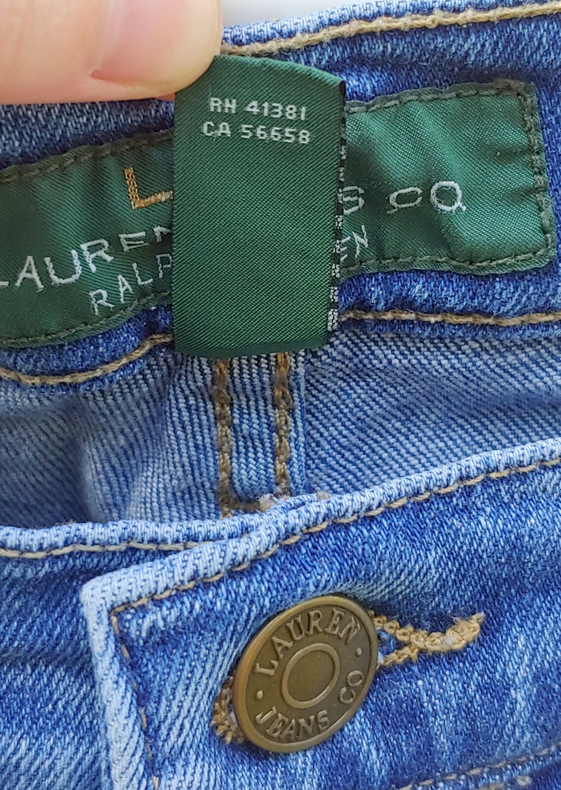 Picture 4 of 6