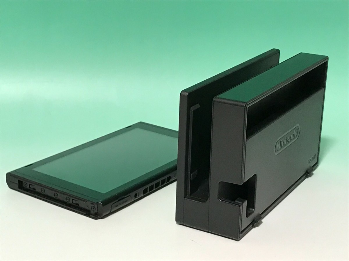 Nintendo Switch ネオン&ピカチュウ